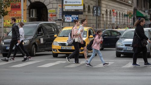 Clotilde Armand: ”Au fost accelerate lucrările la intersecţiile supraînălţate, esențiale în Planul de siguranță rutieră din Sectorul 1”/ Precizări despre implementarea proiectului