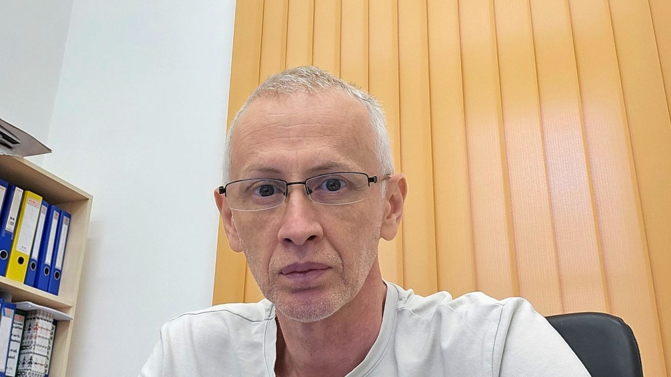 Directorul Dan Ion Ionici: Dacă va trebui să predau 14 ore, îmi voi bate joc de două școli. Îmi dau demisia dacă măsurile din educație sunt adoptate