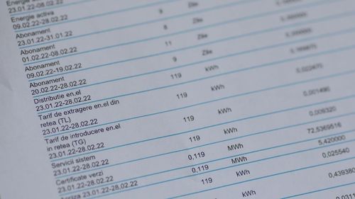 De ce primim multe facturi la energie, unele cu minus, în această perioadă / O răzgândire a statului care costă milioane de euro