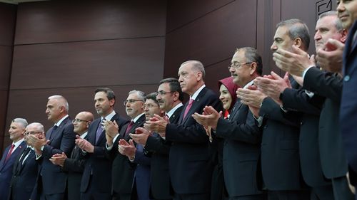 Turcia: Noul guvern al lui Erdogan, semnale privind un posibil viraj economic spre sobrietate / Cevdet Yilmaz, considerat un manager economic ortodox, a preluat portofoliul de vicepreședinte al Turciei, fiind responsabil cu economia