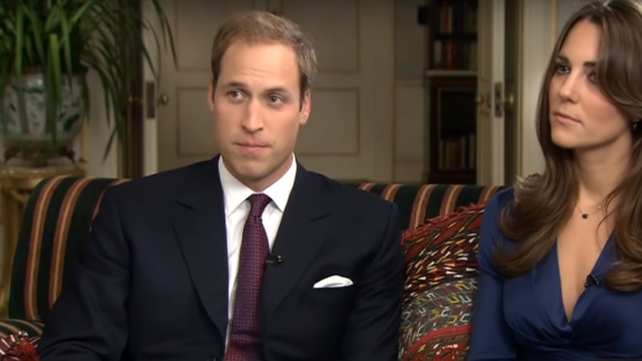 FOTO Kate şi William au prezentat primul lor portret oficial
