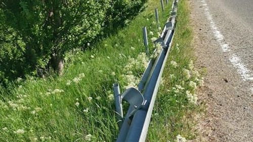 Președintele CJ Vrancea se plânge de hoții de fier, după ce au vrut să demonteze protecțiile de pe un drum județean. ”Cât timp nu înțelegem că ne furăm singuri căciula, nu vom avea o țară ca afară”