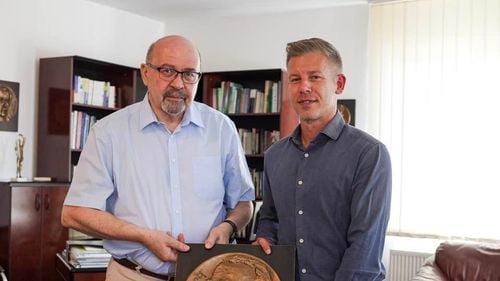 Péter Magyar, principalul oponent al lui Viktor Orban, din nou în campanie electorală în Transilvania. S-a întâlnit cu fostul președinte UDMR Marko Bela, a ajuns la Târgu Mureș și Praid