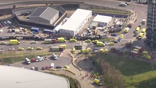 Un incident major a avut loc la un centru acvatic din Londra: Zona a fost evacuată și mai multe persoane sunt tratate de medici după ce au inhalat un gaz chimic