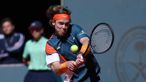 Andrei Rublev, deţinătorul titlului, eliminat în turul trei la Mastersul de la Madrid