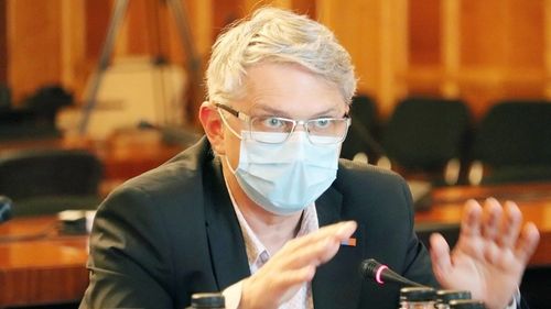 Liderul senatorilor USR PLUS anunță că parlamentarii nu vor vota la moțiunea de cenzură, după ce Dan Barna a afirmat că vor vota împotrivă