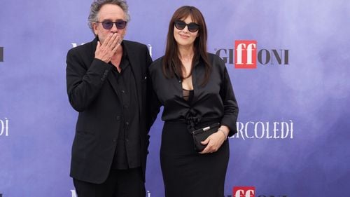 Starurile Tim Burton și Monica Bellucci s-au despărțit