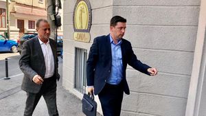 Liderul ALDE Teleorman, Sami Calotă, audiat la DNA / Considerat unul dintre apropiații lui Dragnea, a vândut măști FFP2 cu 60 de lei Ambulanței Teleorman