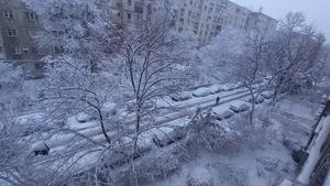 Vreme deosebit de rece în Bucureşti, cu ninsori şi temperaturi minime de până la -10 grade, în următoarele zile