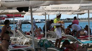 120.000 turişti sunt pe litoralul românesc. Șefa patronatului hotelier susține că nu prețurile sunt de vină pentru scăderea rezervărilor, ci presupusa ”lipsă de promovare”