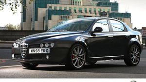 Italienii au destructurat banda „Alfa 159” / E o grupare de hoți români care a dat zeci de spargeri în magazinele de lux din Roma și Florența / Numele vine de la un model auto, folosit de hoți