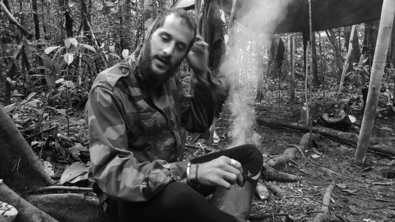 Fotojurnalistul francez Antoni Lallican a fost ucis într-un atac cu drone în Donbas / Mesajul preşedintelui Macron