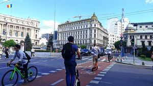 Programul „Străzi deschise” din acest weekend se anulează. Calea Victoriei nu va fi pietonală / Anunțul Primăriei București