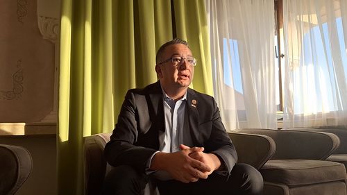 INTERVIU Povestea lui Ben Toma, românul cu cea mai înaltă funcție în Statele Unite / Ce părere are republicanul despre „Visul American”, sprijinul militar al SUA pentru Ucraina, arme, migrație și zidul de la granița cu Mexic
