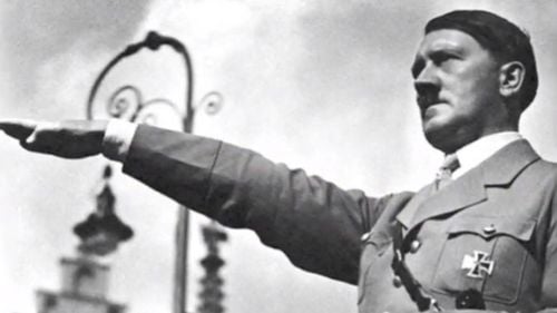 Un politician german a fost arestat în urma unor plângeri legate de sloganuri naziste