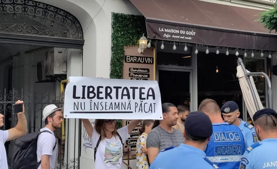 mesaj anti LGBT la Bucharest Pride