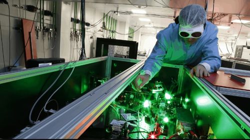 Moment decisiv pentru laserul de la Măgurele: ministrul cercetării anunță închiderea litigiului istoric cu concernul european care a blocat proiectul