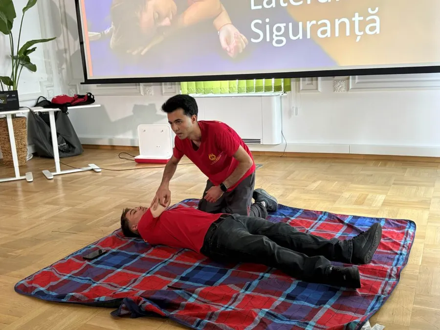 Curs de prim ajutor realizat de Groupama alături de Fundația pentru SMURD