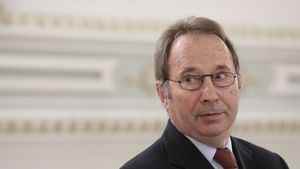 CCR a respins sesizarea USR față de revocarea Ancăi Dragu din funcția de președinte al Senatului