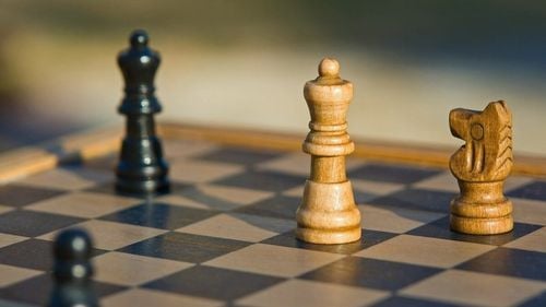 Un mare maestru român e arma secretă a Canadei în lumea șahului