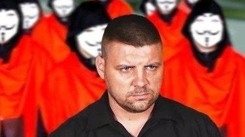 Antivaccinistul sprijinit de Șoșoacă, care instigă la execuții publice, anunță un nou protest la Constanța, în fața Spitalului de Boli Infecțioase