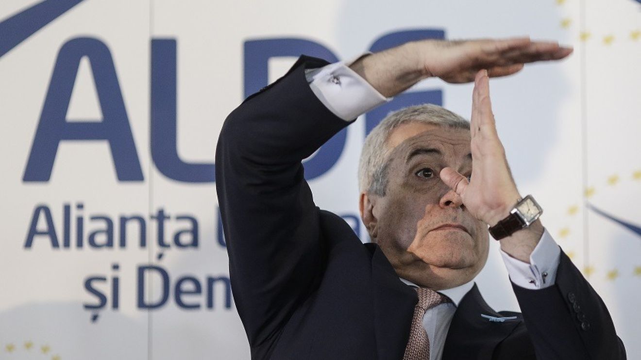 BREAKING Călin Popescu Tăriceanu a fost achitat în dosarul privind incompatibilitatea unui fost senator / Chiar procurorul de ședință ceruse achitarea la ultimul termen