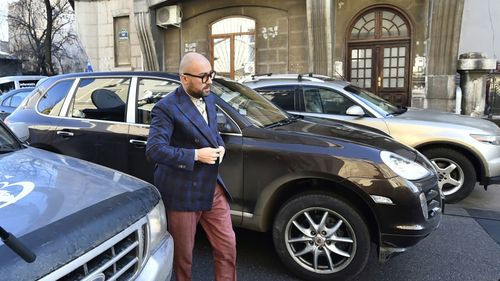Mogulul Radu Budeanu, apropiat de PSD, cumpără agenția de știri Mediafax de la Dan Șucu și mogulul Adrian Sârbu, care a instigat la vot în alb în turul 2 al prezidențialelor