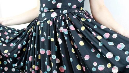 Germania va pedepsi cu până la doi ani de închisoare ”upskirting-ul”, infracțiunea de a face fotografii sub fustă