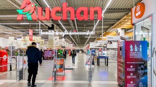 Presa franceză anunță că Auchan își vinde afacerea din Rusia. Divizia rusă „nu comentează zvonurile”