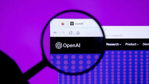 Cum e să lucrezi la OpenAI? Un fost inginer dezvăluie experiența / De la monitorizare extremă la cultul secretului / „Totul se strică când crești atât de repede”