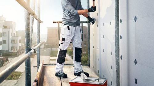 INTERVIU Cum ajung un om și un robot să facă munca unei întregi echipe. Emilia Voicu, Fischer Fixings: Cea mai mare provocare în folosirea tehnologiei este adaptarea oamenilor