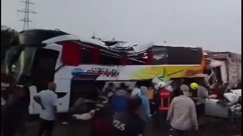 VIDEO Accident grav de autocar în Turcia: 10 morţi şi 40 de răniţi