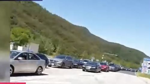 Românii care merg în vacanță în Grecia stau din nou la cozi uriașe în vamă