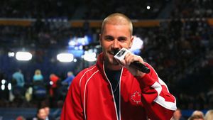Justin Bieber se alătură Madonnei și Shakirei în spectacolul din pauza finalei Cupei Mondiale de fotbal
