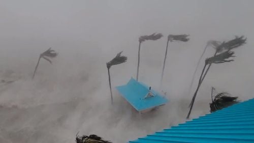 Al 11-lea uragan din sezonul 2024 în Atlantic: Rafael a atins categoria 1 şi se consolidează pe măsură ce se întreaptă spre SUA / Traiectoria sa, încă incertă / Alerte emise pentru cea mai mare parte din Cuba şi Insulele Cayman