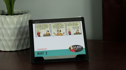 Presa americană renunţă la caricaturile Dilbert după ce creatorul acestora a făcut remarci rasiste