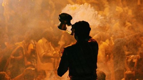 Un tânăr de 25 de ani din India s-a trezit cu câteva momente înainte să fie incinerat / El a murit ulterior la spital