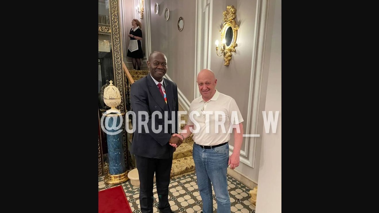 Prigojin, văzut în Rusia pentru prima oară de la rebeliunea eșuată, susțin conturi de Telegram pro-Wagner / El s-ar fi întâlnit la Sankt Petersburg cu un demnitar african, în marja summitului Rusia-Africa