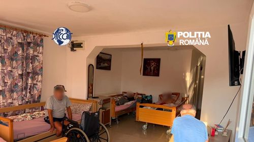 FOTO & VIDEO | Cum arată azilul din Bihor la care a descins DIICOT / Reprezentant DSU: 50 de pacienți duși la spitale. 350 de persoane abandonate de familii și pentru care nu s-au găsit locuri în instituții de stat au ajuns aici. Se caută locuri în care să fie relocate