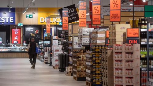 Parlamentul de la Sofia aprobă înfiinţarea de magazine de stat unde vor fi vândute produse esenţiale fabricate în Bulgaria