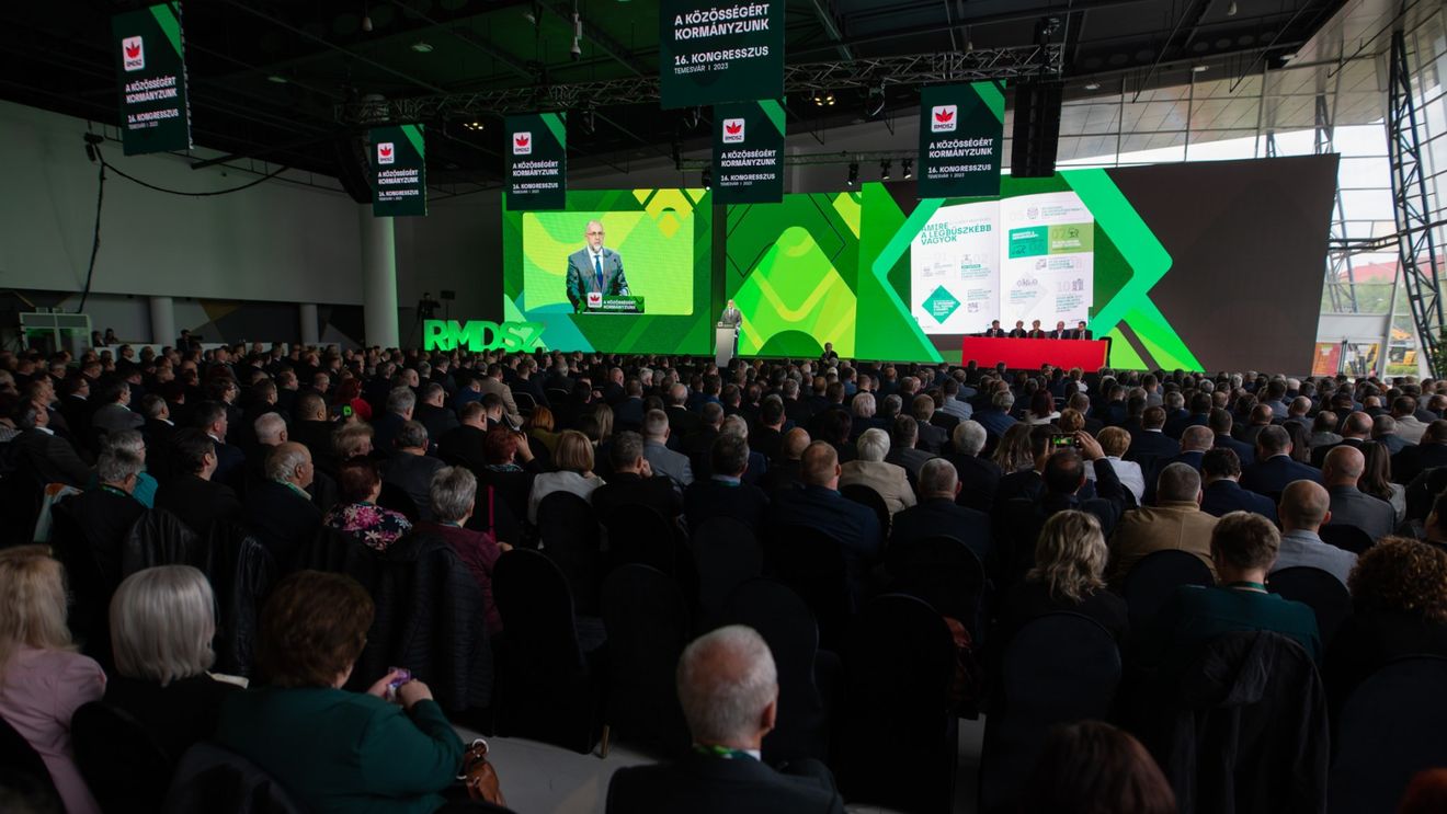 UDMR și-a stabilit obiectivele pentru următorii ani: menţinerea unităţii comunităţii şi consolidarea capacităţii sale de rezistenţă şi de acţiune /  Antal Árpád, primarul municipiului Sfântu Gheorghe, numit director strategic al UDMR