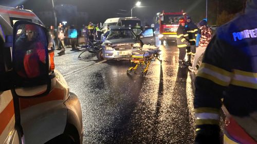 UPDATE Microbuz de transport călători, grav accident în județul Giurgiu / 23 de persoane au fost preluate de echipele medicale / A fost activat Planul Roşu de Intervenţie