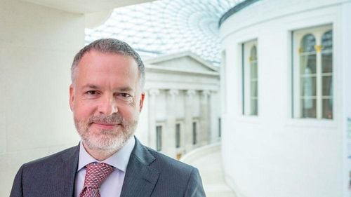 Directorul British Museum, Hartwig Fischer, demisionează din cauza comorilor furate