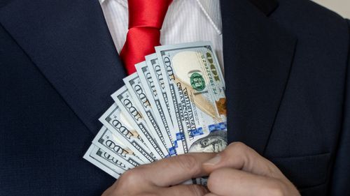 Președintele Fed, Jerome Powell, confirmă: Rezerva Federală ar fi redus dobânda de referinţă dacă nu erau tarifele impuse de Trump