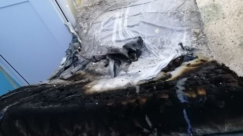 Fiica uneia dintre pacientele care a murit în incendiu: Dacă nu mă trimitea mama să îi duc bagajele, muream şi eu acolo lângă ea/ Cumnata unui alt pacient decedat: La 23.30 ne-a anunţat spitalul. Noi deja ştiam de la televizor. E revoltător!