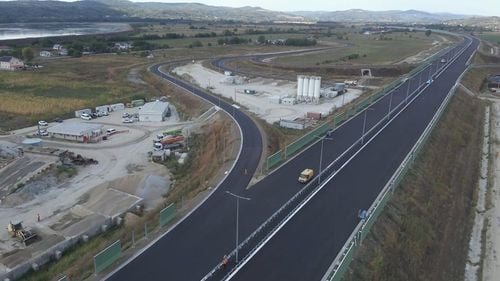 CNAIR: Se fac ultimele pregătiri pentru deschiderea primilor 15,7 km din secţiunea 5 a autostrăzii Sibiu-Piteşti