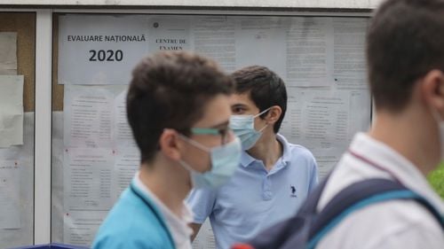 Inspectoratul București: Niciun elev nu a avut temperatură peste 37,3 grade C la intrarea în examenul de Evaluare Națională 2020