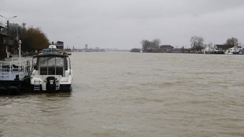 Premierul Ciucă i-a cerut premierului Bulgariei să dragheze Dunărea și să deblocheze gazoductul BRUA. Miza pentru România: creșterea transportului de marfă spre portul Constanța și independența energetică