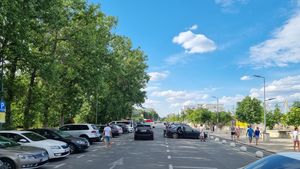 Taxe pentru șoferii care vor să parcheze în Constanța și ridicarea gunoiului de trei ori mai scumpă / Propunerile primarului Chițac, în dezbatere publică