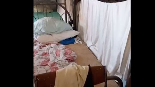 VIDEO Un centru pentru persoane fără adăpost din Timișoara, închis din cauza condiţiilor insalubre / Prefect: Imaginile vorbesc de la sine